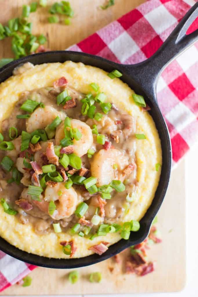 Cajun Shrimp and Grits with Bacon Gravy