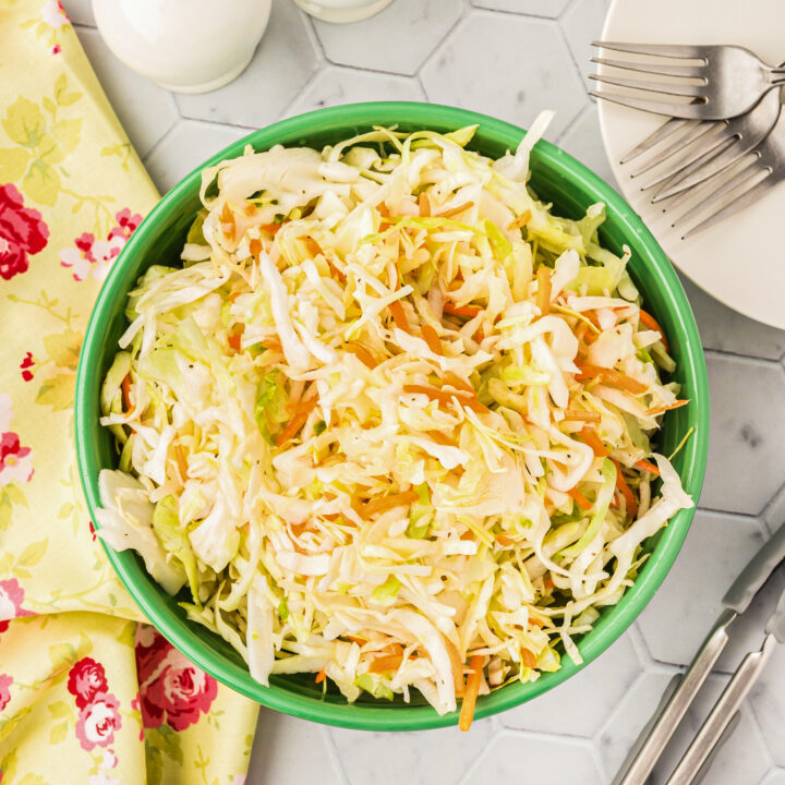 A photo of vinegar based coleslaw recipe without mayo