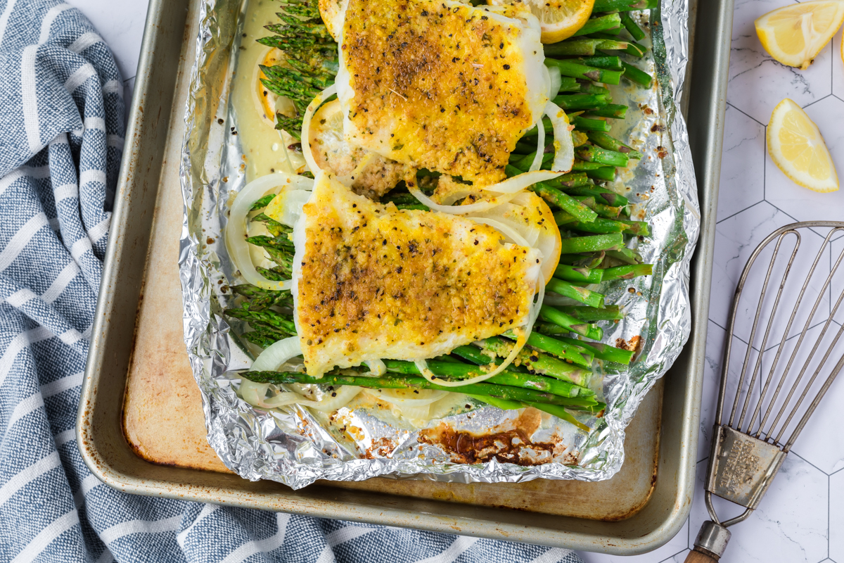 Foil Packet Baked Cod with Asparagus - Recipe by Blackberry Babe