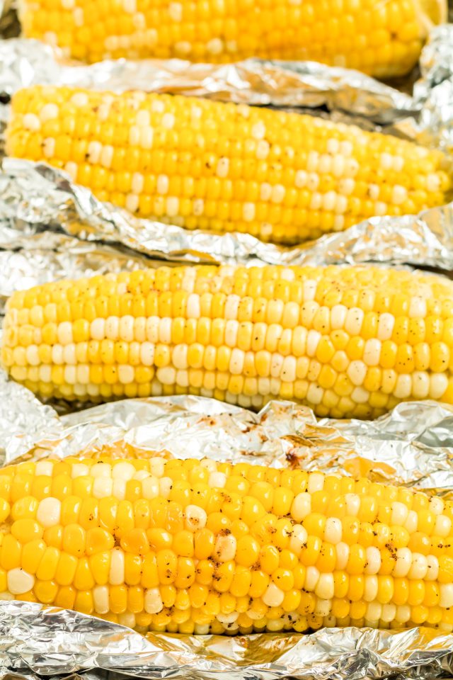 Grilled Corn on the Cob in Foil (Garlic Butter) - Grilled Side Dish