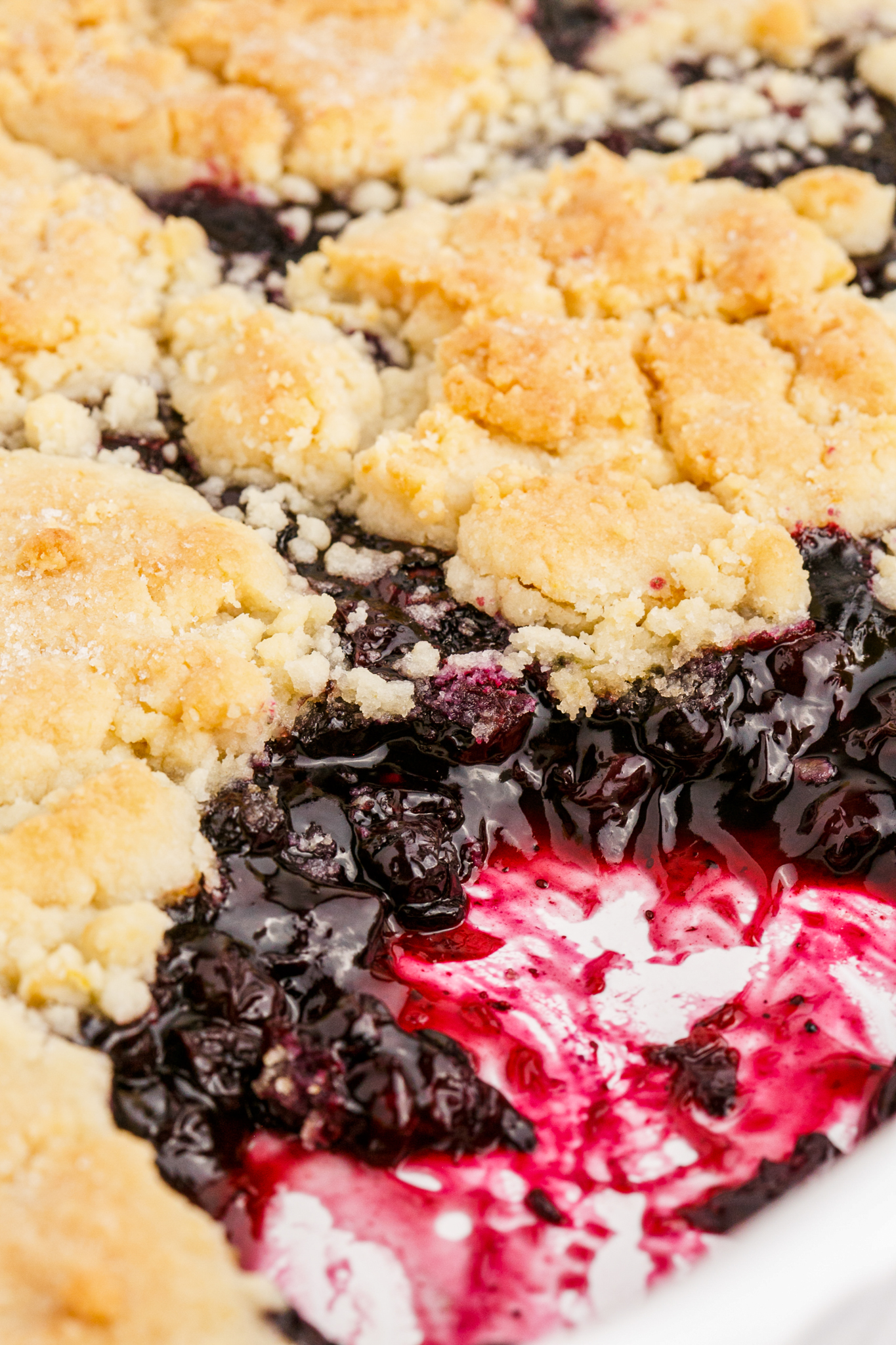 a photo of blueberry cobbler
