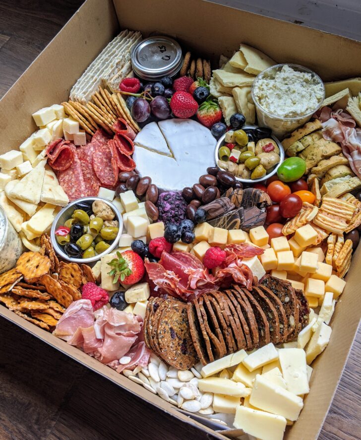 photo of a charcuterie box for 15