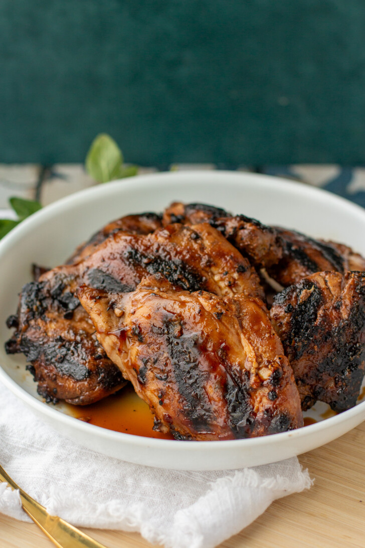 a pile of grilled chicken thighs