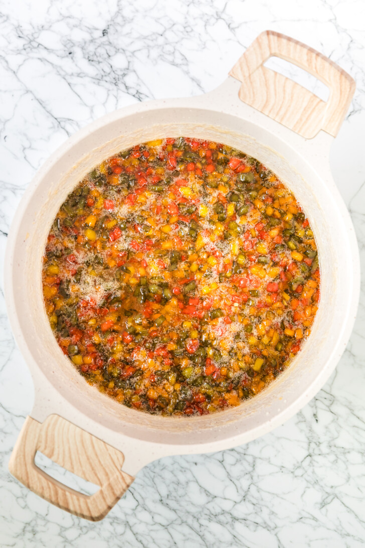 pepper jelly in a pot